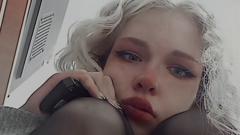 EsEllie