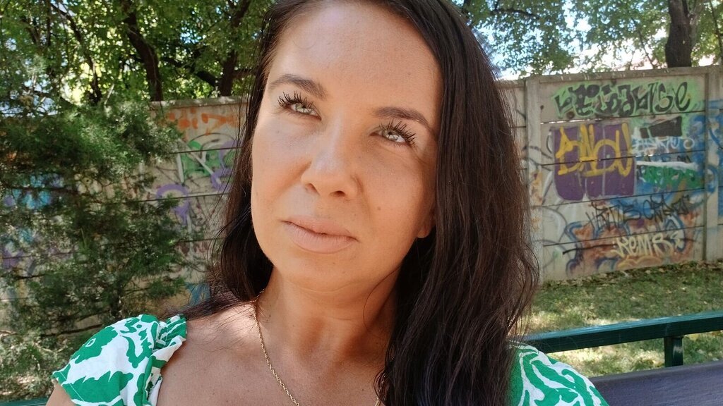 YvonnaElena