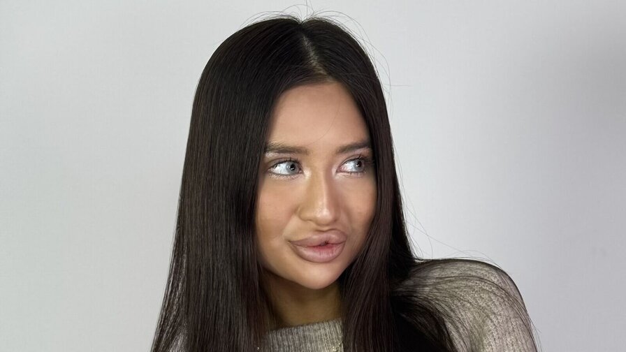 NiaDavidson